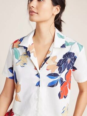 Cropped Floral Button-Down Shirt - White with Multi Floral Print